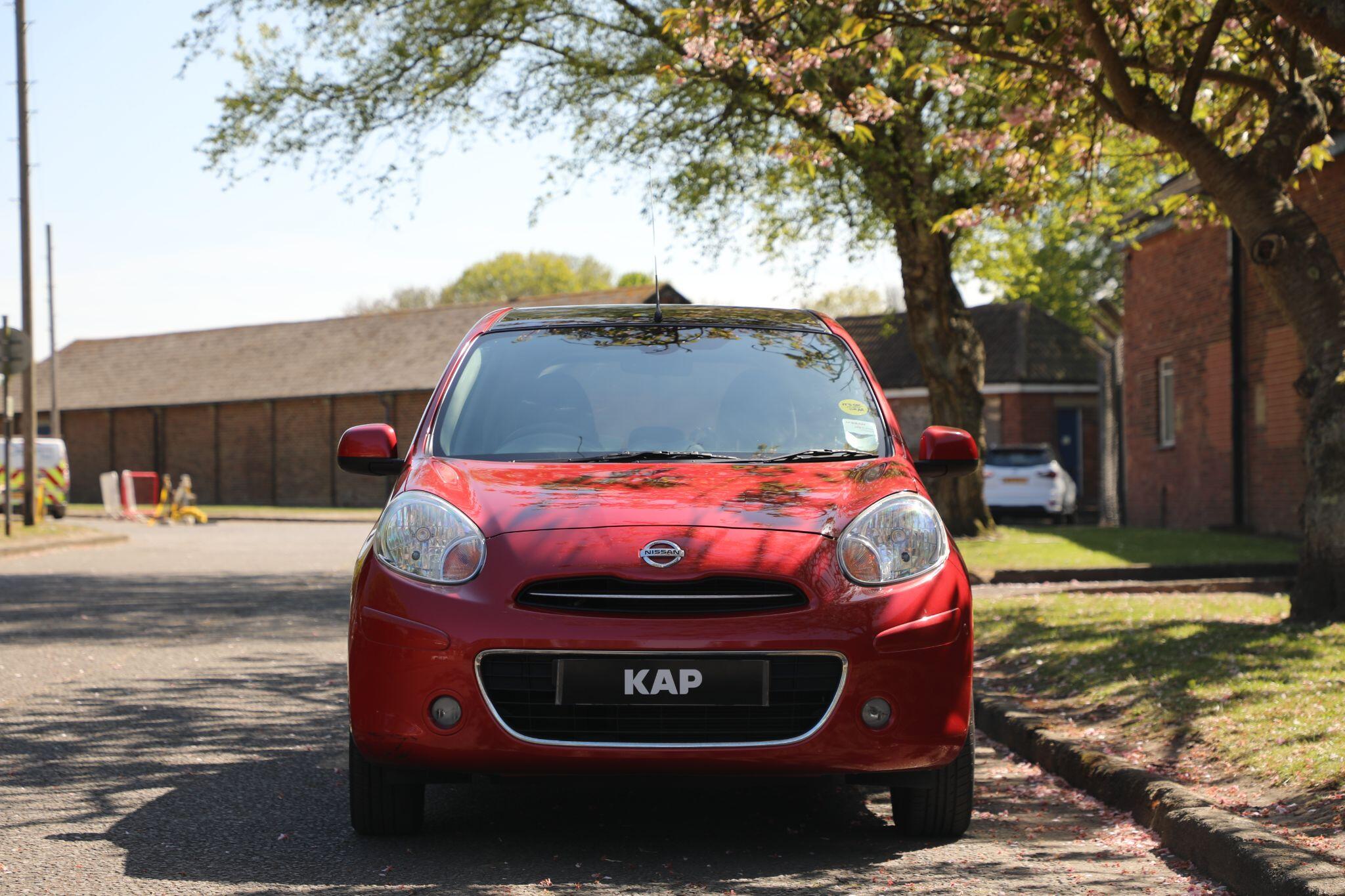 Large vehicle image